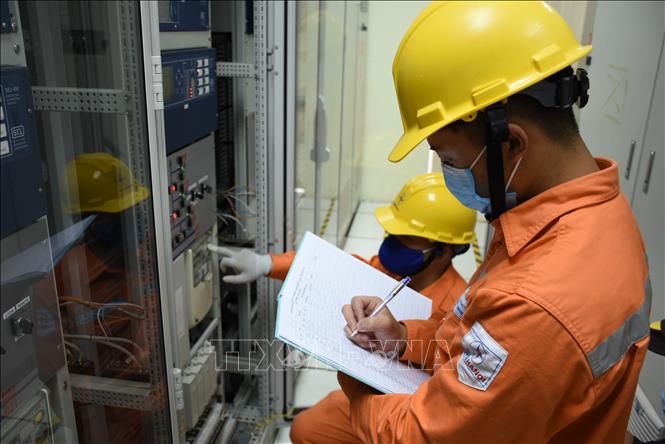 Đà Nẵng tạm dừng thu tiền điện nước, hỗ trợ người dân khu phong tỏa rút tiền