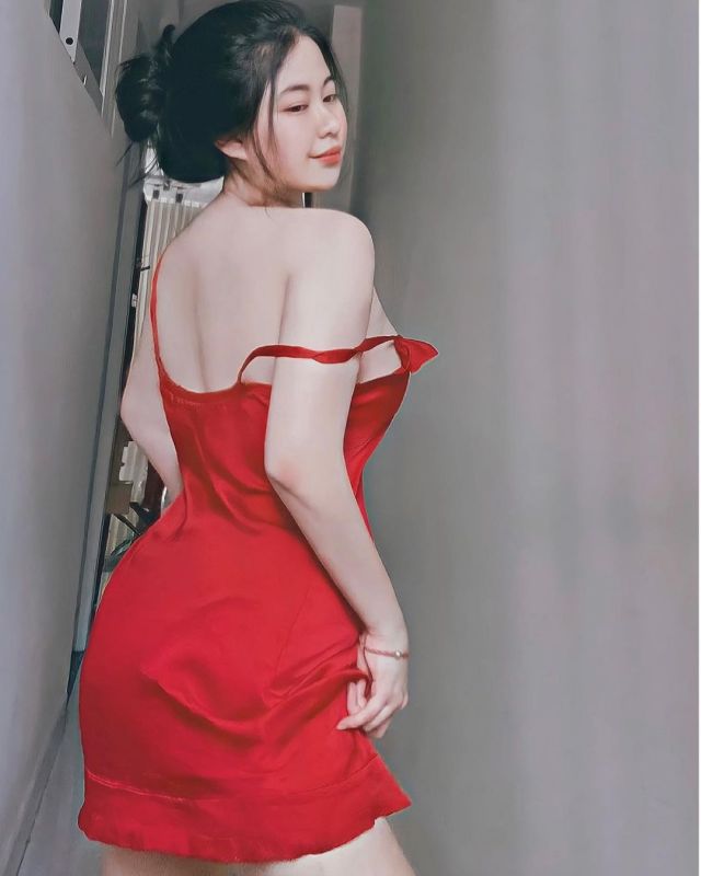 Nữ sinh Đà Nẵng có vóc dáng mũm mĩm vẫn tự tin mặc gợi cảm