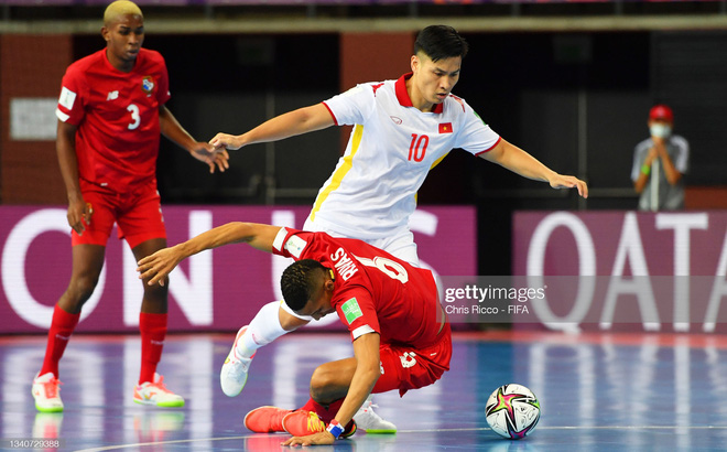 Xuất sắc cầm hòa CH Séc, ĐT Futsal Việt Nam lọt vào vòng 1/8 Futsal World Cup 2021