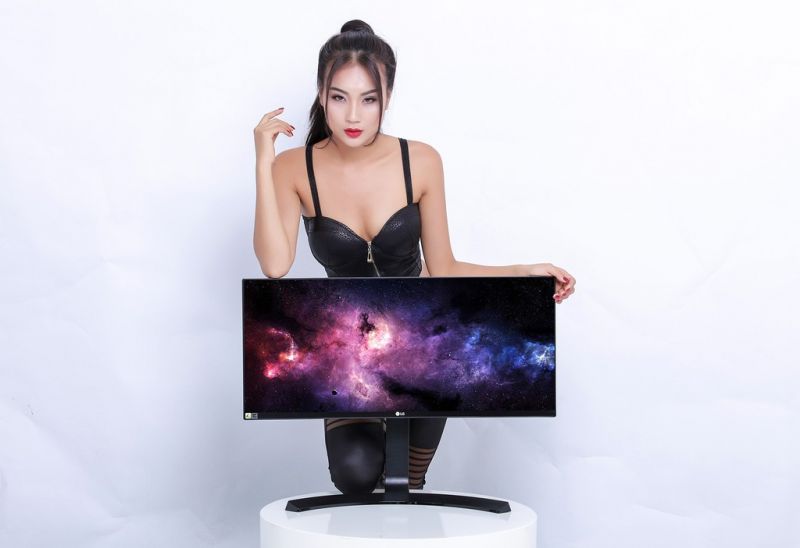 quảng bá cho 3 màn hình mới ra mắt của LG dành cho dân chơi game