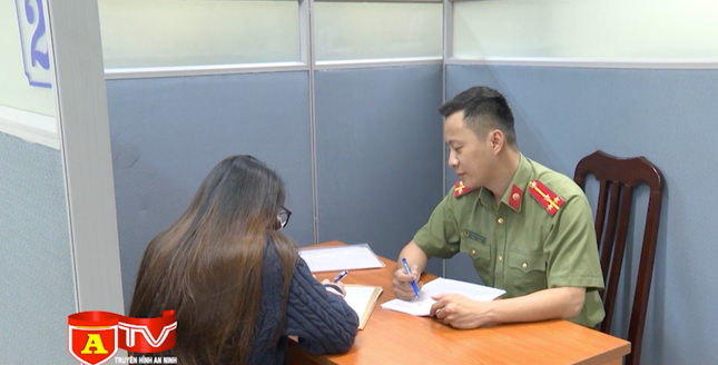 Xử phạt cô gái trẻ chuyển hướng cuộc gọi đòi nợ sang đường dây nóng Bộ Công an